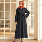 A21698 BLACK E PLEATED ABAYA - Image 2